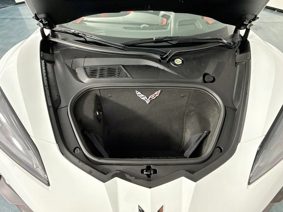 2025 Chevrolet Corvette C8 Z06 - Image 29 of 31