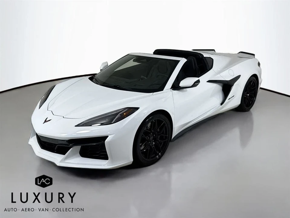 2025 Chevrolet Corvette C8 Z06 - Image 2 of 12