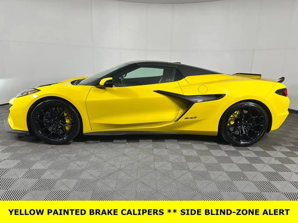 2025 Chevrolet Corvette C8 ZR1 - Image 4 of 31