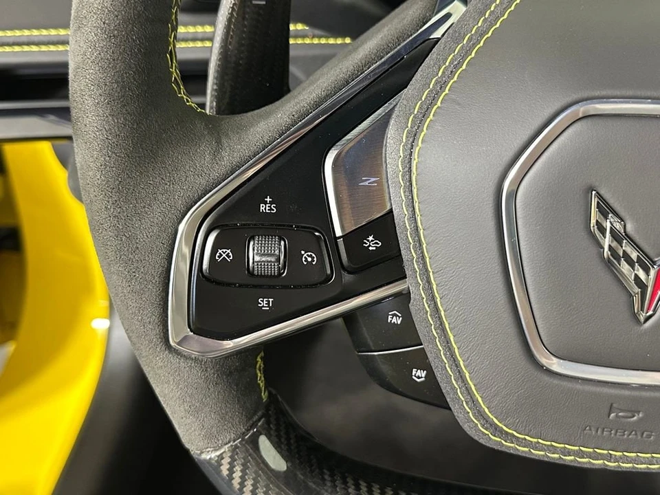 2025 Chevrolet Corvette C8 ZR1 - Image 21 of 31