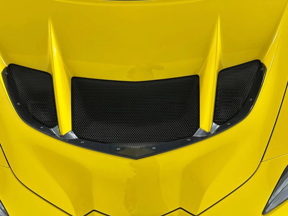 2025 Chevrolet Corvette C8 ZR1 - Image 17 of 31