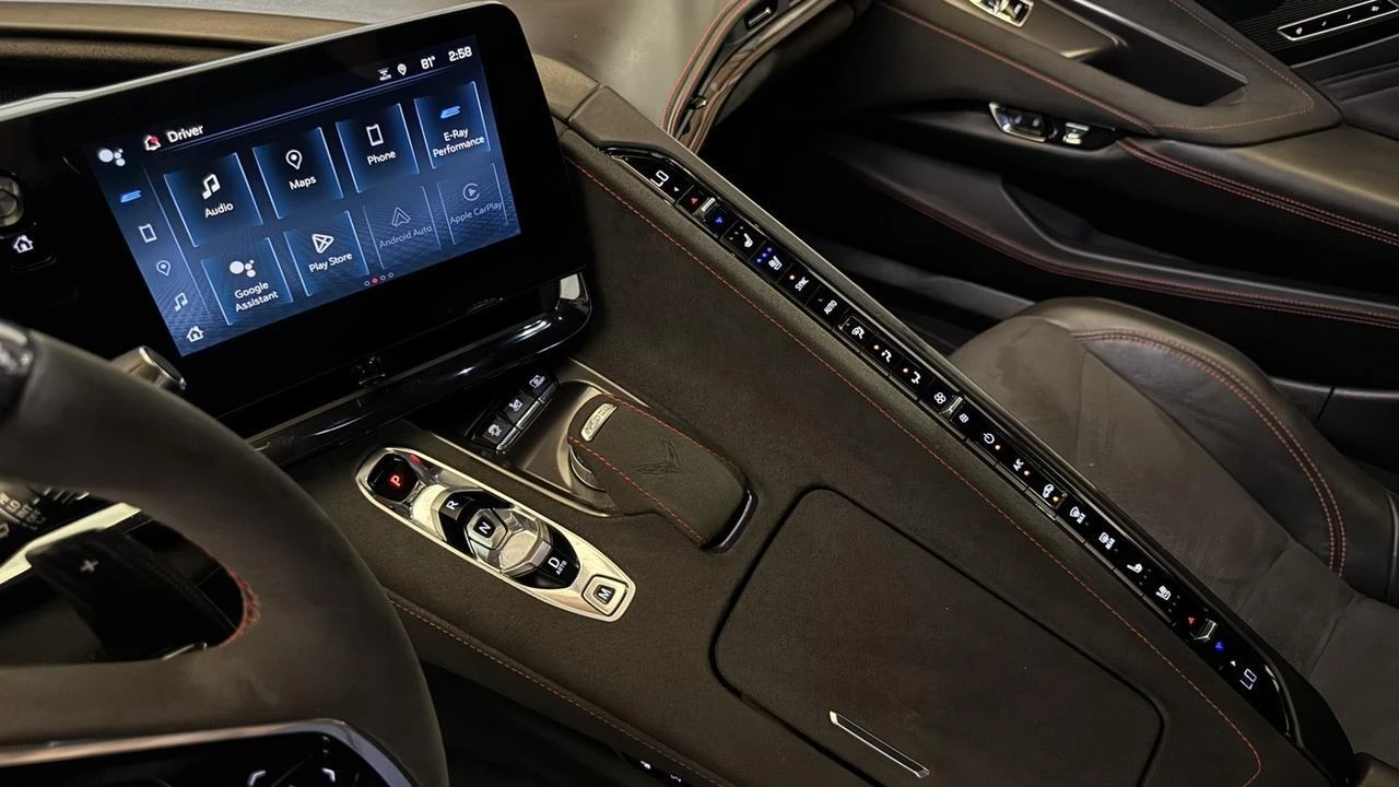 2025 Chevrolet Corvette C8 E-Ray - Image 6 of 31