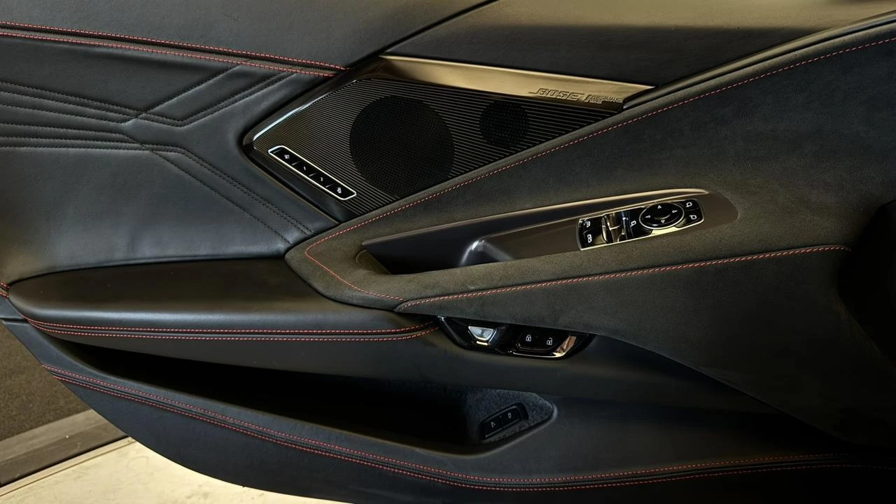 2025 Chevrolet Corvette C8 E-Ray - Image 17 of 31