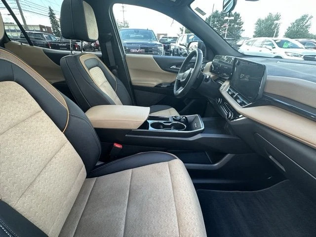 2025 Chevrolet Equinox - Image 15 of 19