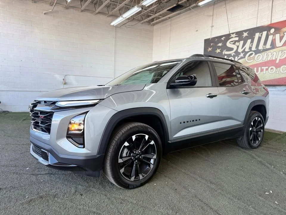 2025 Chevrolet Equinox - Image 3 of 20