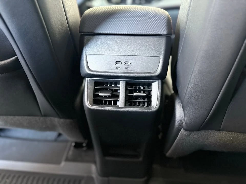 2025 Chevrolet Equinox - Image 16 of 20