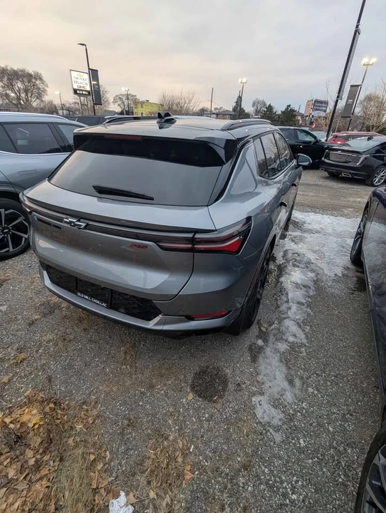2025 Chevrolet Equinox - Image 3 of 10
