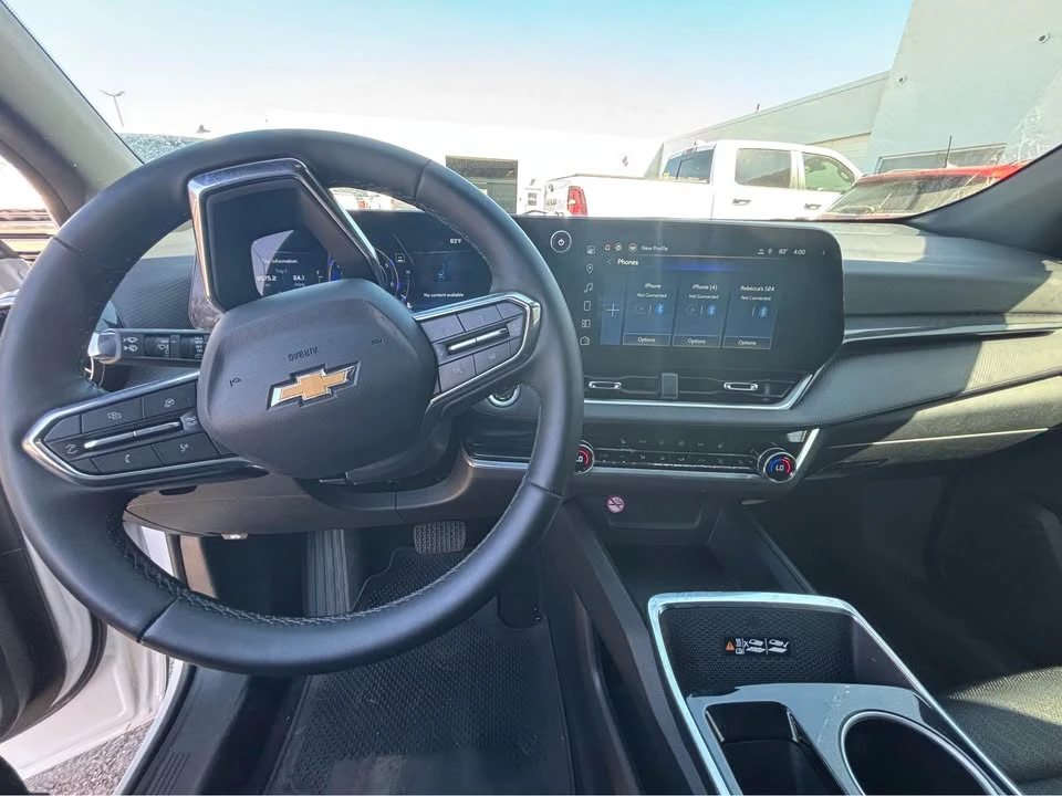 2025 Chevrolet Equinox - Image 9 of 9
