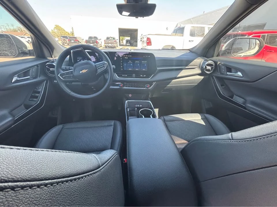 2025 Chevrolet Equinox - Image 4 of 9