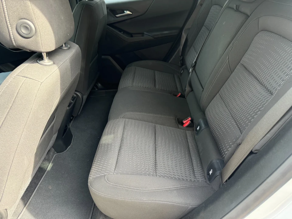 2025 Chevrolet Equinox - Image 13 of 21