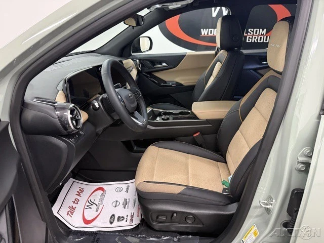 2025 Chevrolet Equinox - Image 9 of 12