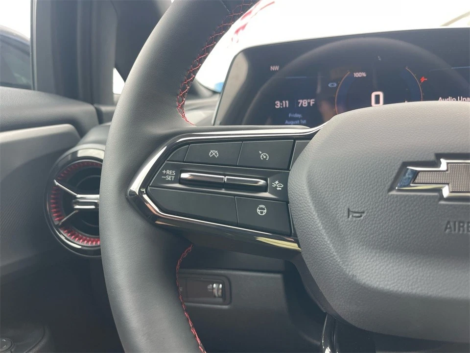 2025 Chevrolet Equinox - Image 17 of 21