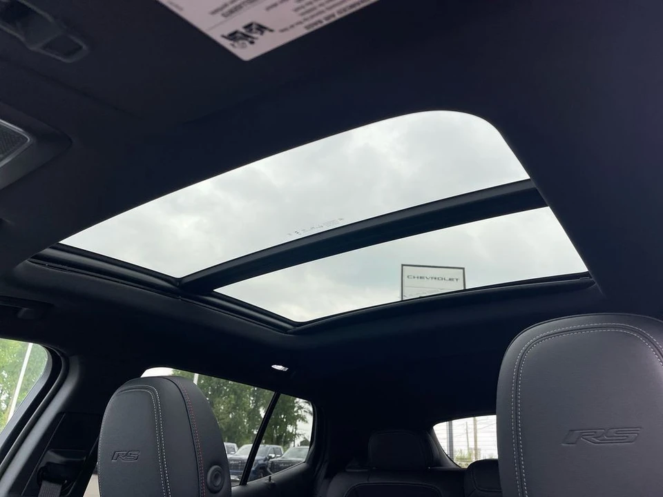 2025 Chevrolet Equinox - Image 12 of 12