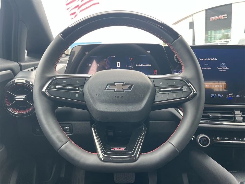 2025 Chevrolet Equinox - Image 16 of 21