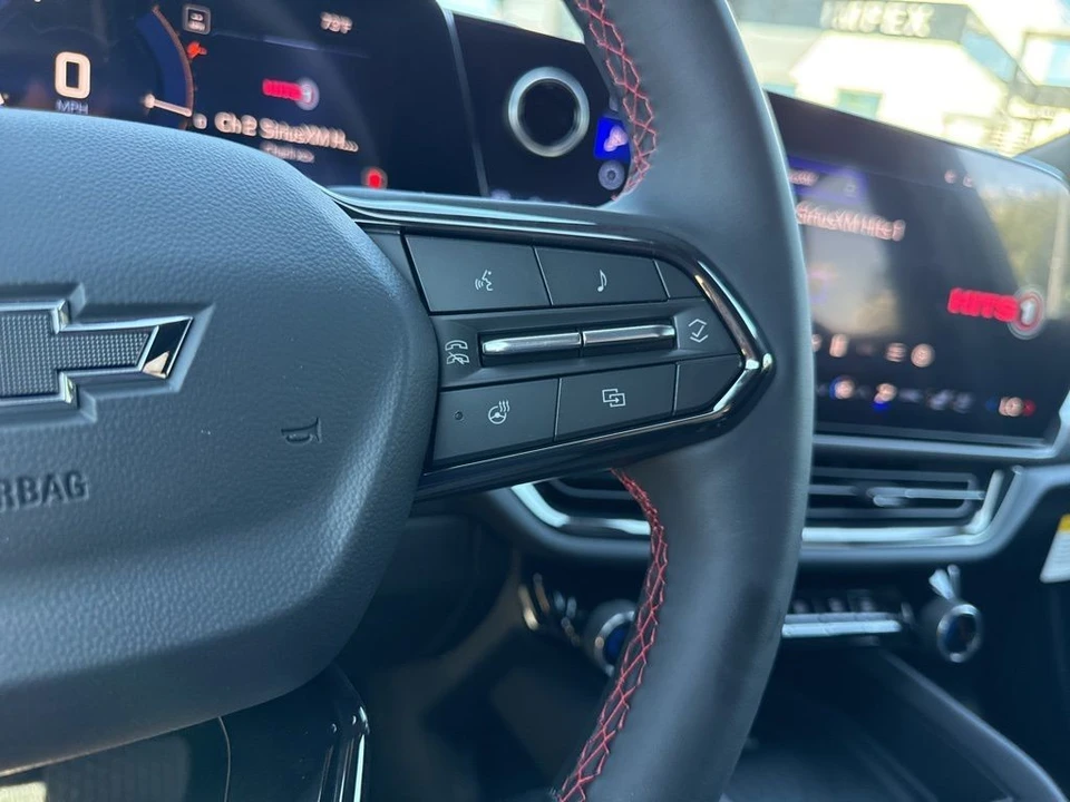 2025 Chevrolet Equinox - Image 18 of 21