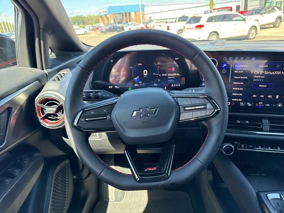 2025 Chevrolet Equinox - Image 16 of 21