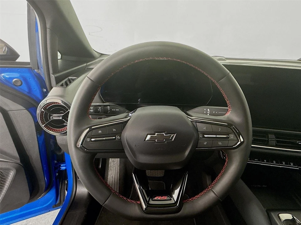 2025 Chevrolet Equinox - Image 7 of 12