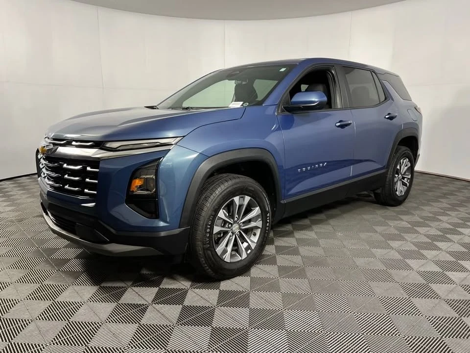 2025 Chevrolet Equinox - Image 6 of 16