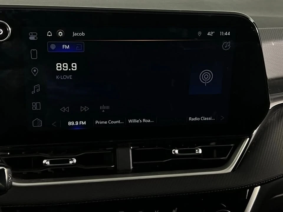 2025 Chevrolet Equinox - Image 15 of 16