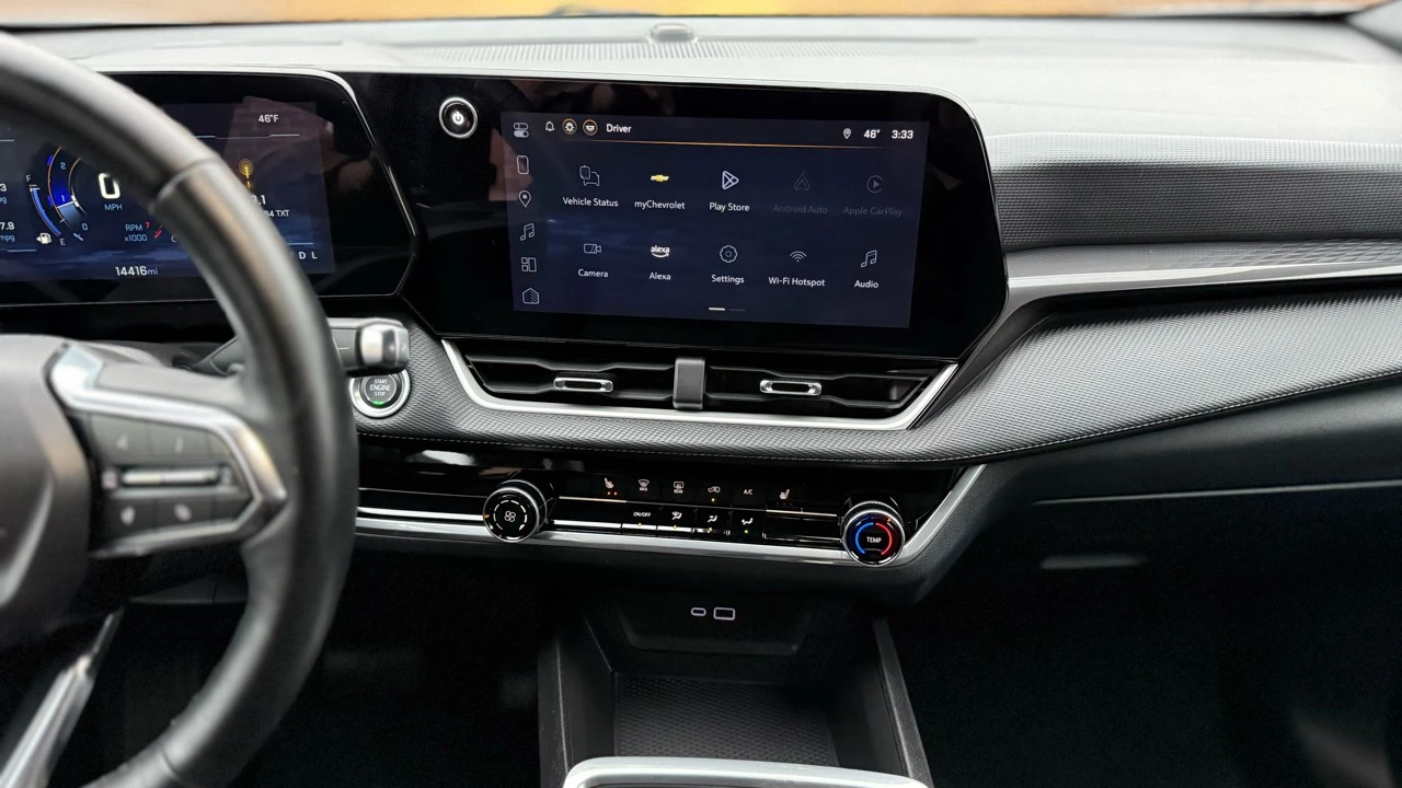 2025 Chevrolet Equinox - Image 17 of 21