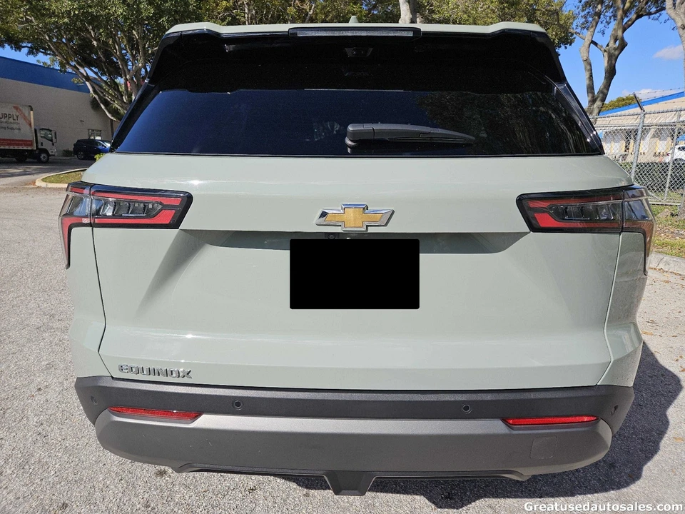 2025 Chevrolet Equinox - Image 5 of 21