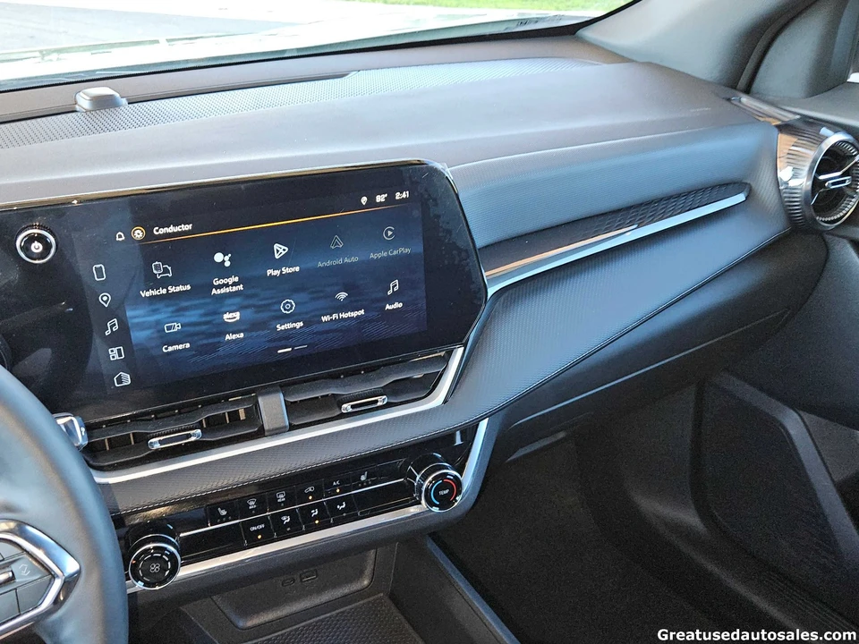 2025 Chevrolet Equinox - Image 19 of 21