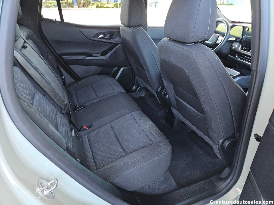 2025 Chevrolet Equinox - Image 15 of 21