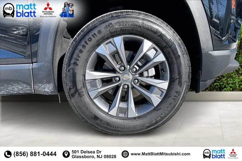 2025 Chevrolet Equinox - Image 10 of 12