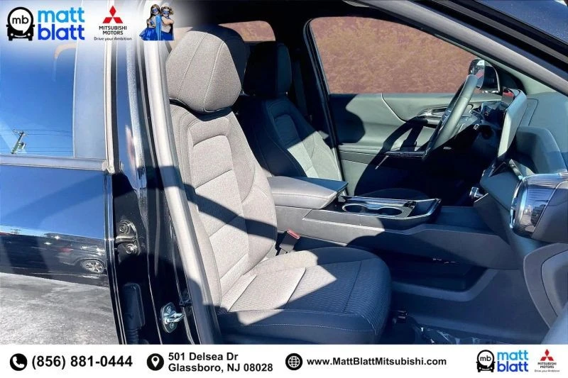 2025 Chevrolet Equinox - Image 8 of 12