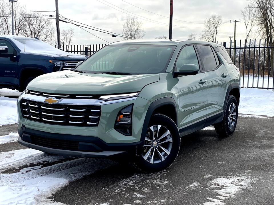 2025 Chevrolet Equinox - Image 3 of 21