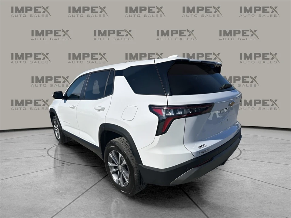 2025 Chevrolet Equinox - Image 3 of 12