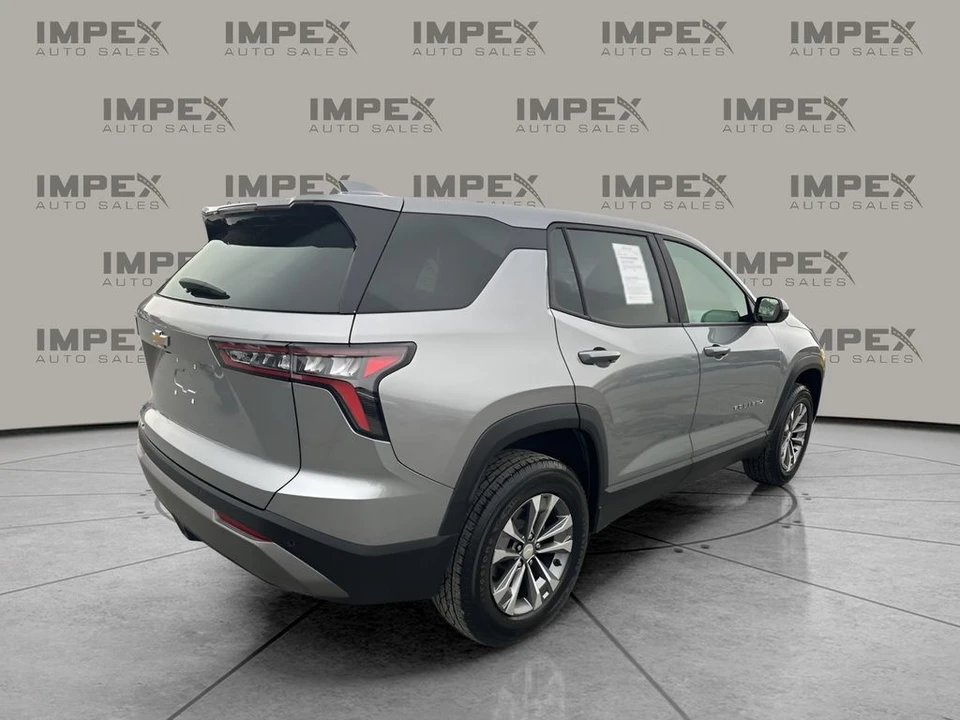 2025 Chevrolet Equinox - Image 5 of 12
