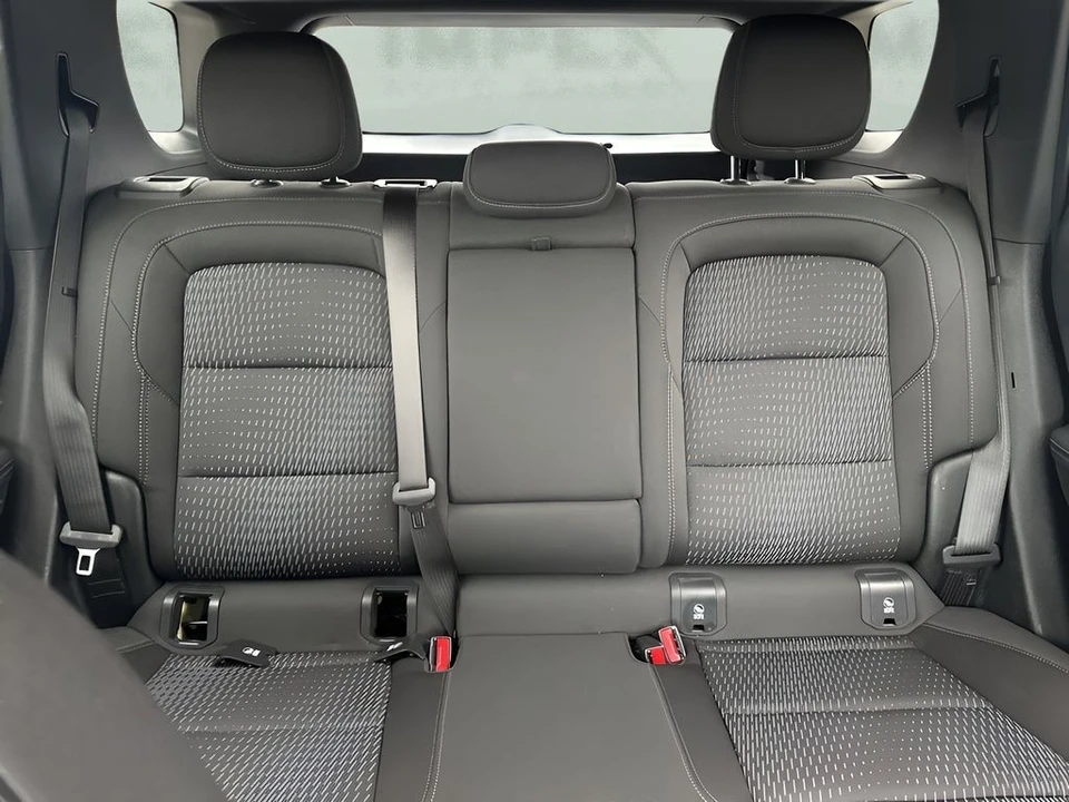 2025 Chevrolet Equinox - Image 10 of 12
