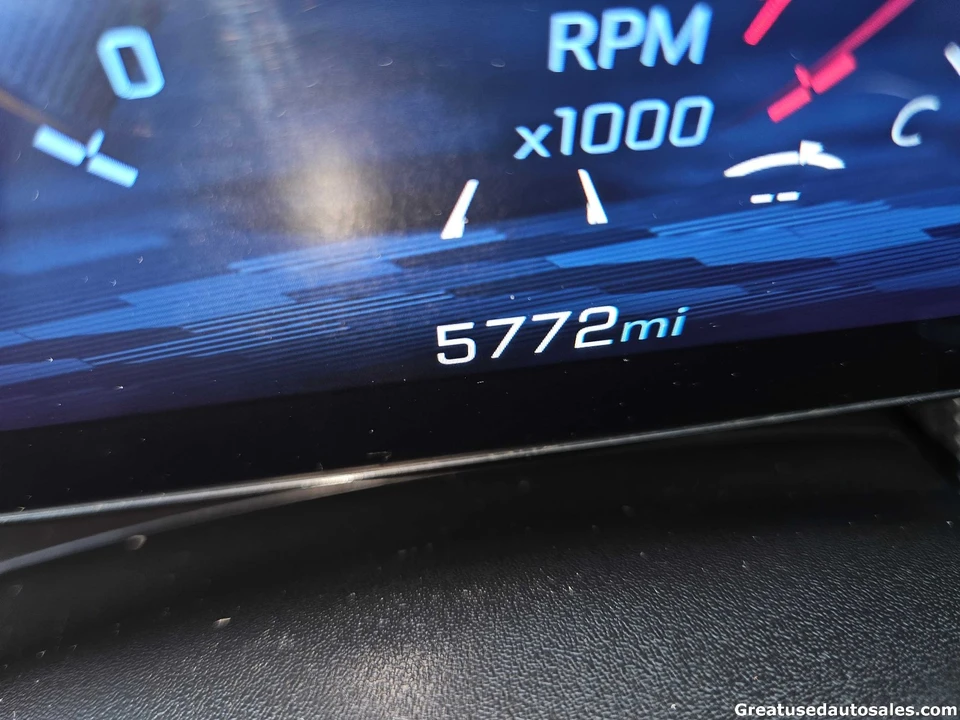 2025 Chevrolet Equinox - Image 17 of 21