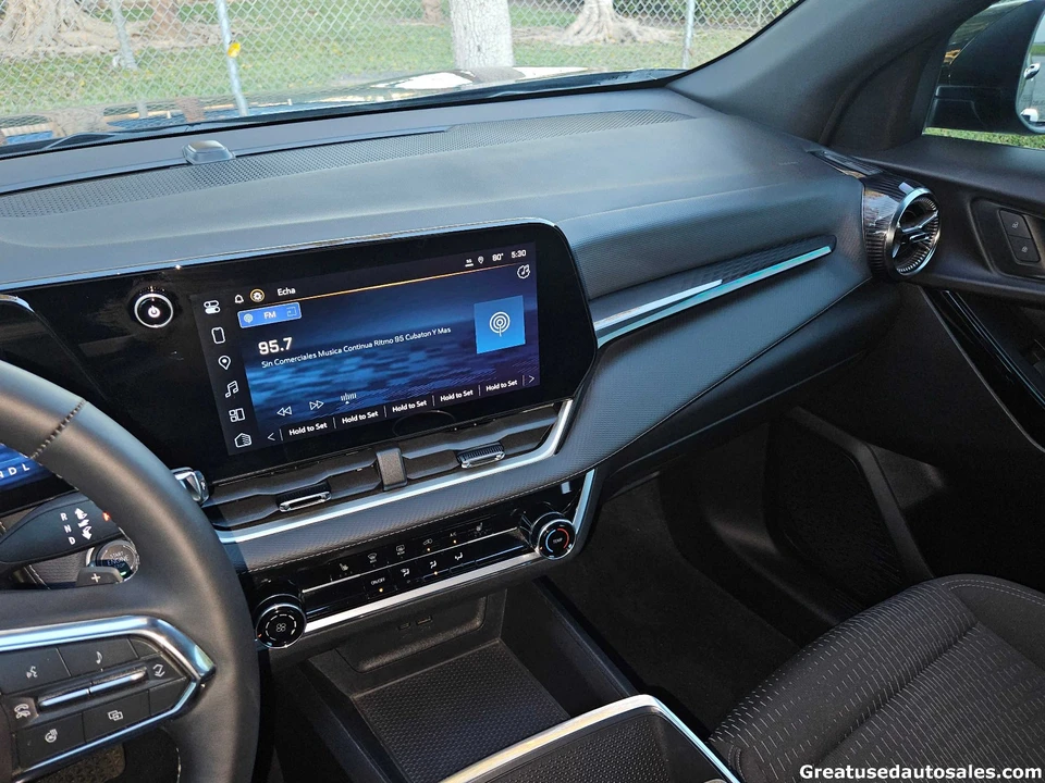 2025 Chevrolet Equinox - Image 19 of 21