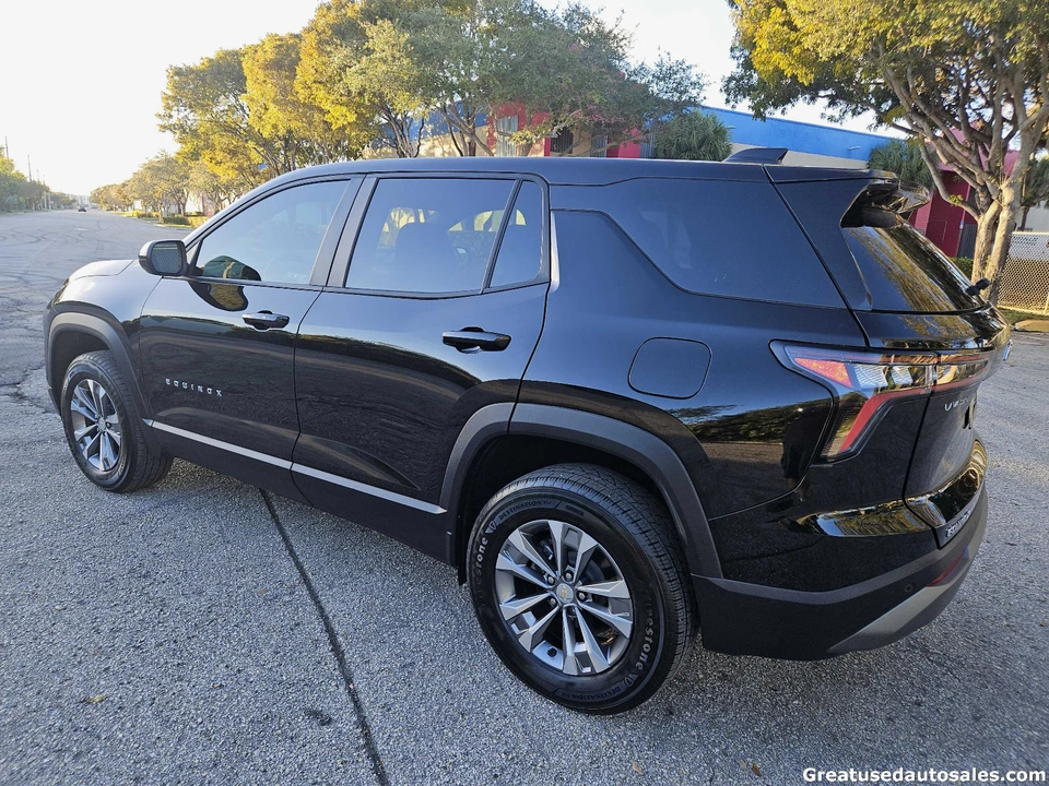 2025 Chevrolet Equinox - Image 4 of 21