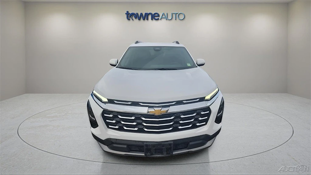 2025 Chevrolet Equinox - Image 2 of 21