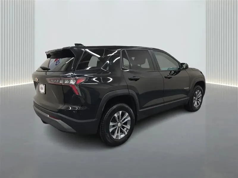2025 Chevrolet Equinox - Image 5 of 12