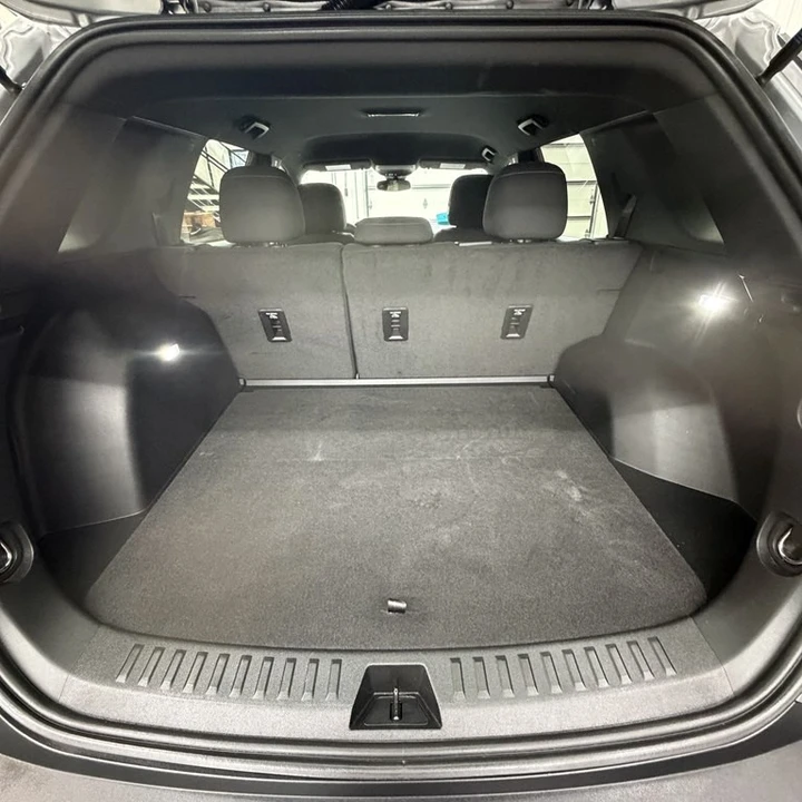 2025 Chevrolet Equinox - Image 19 of 21