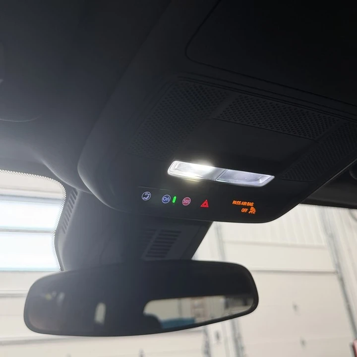 2025 Chevrolet Equinox - Image 17 of 21