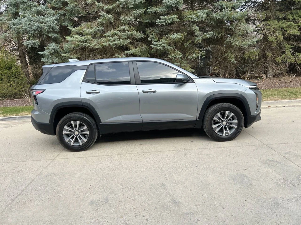 2025 Chevrolet Equinox - Image 6 of 21