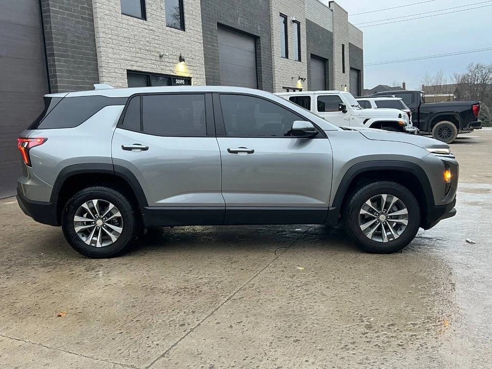 2025 Chevrolet Equinox - Image 6 of 21