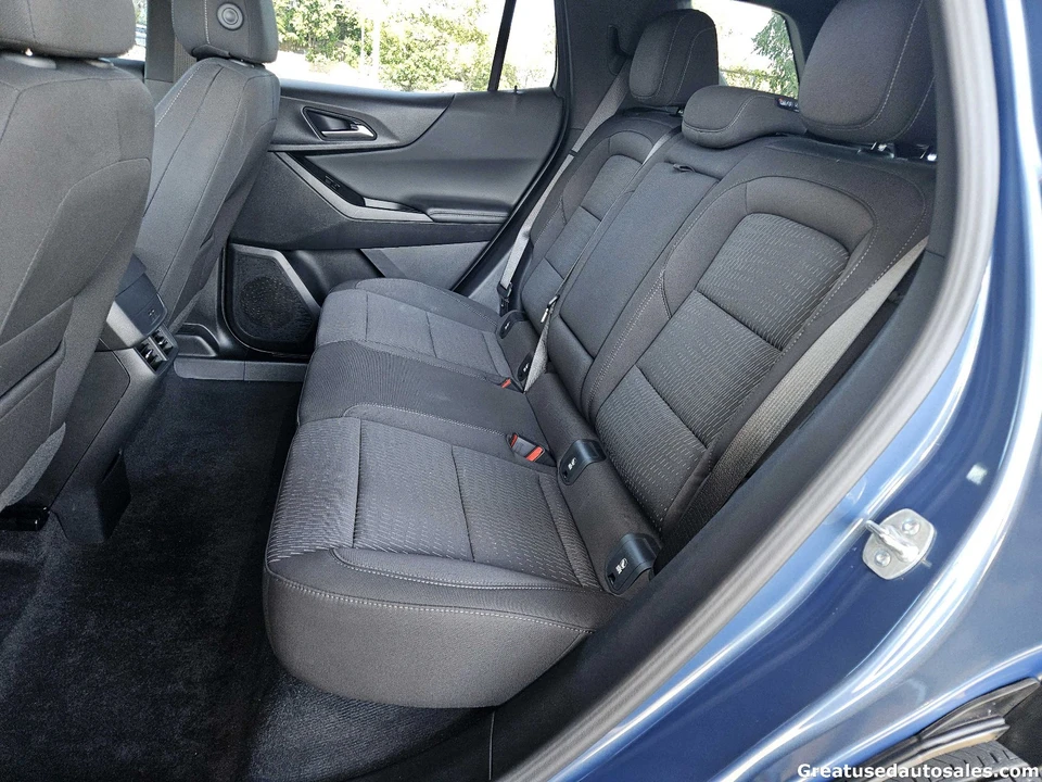 2025 Chevrolet Equinox - Image 14 of 21