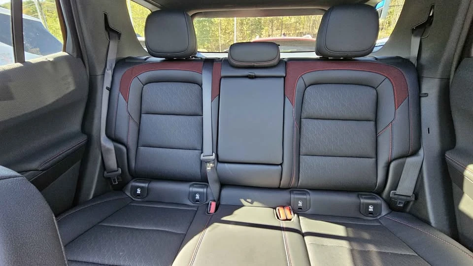 2025 Chevrolet Equinox - Image 11 of 11