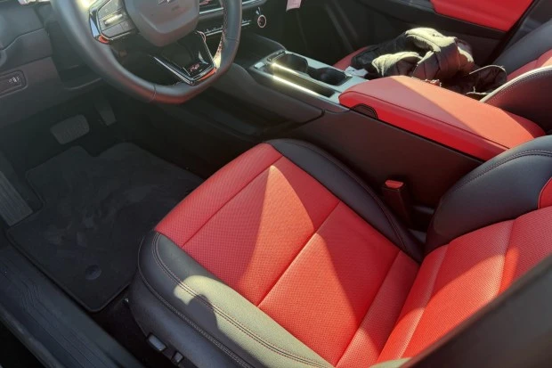 2025 Chevrolet Equinox - Image 4 of 7