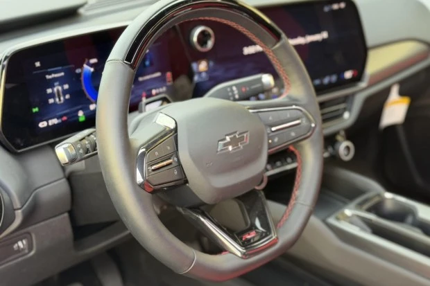 2025 Chevrolet Equinox - Image 5 of 7