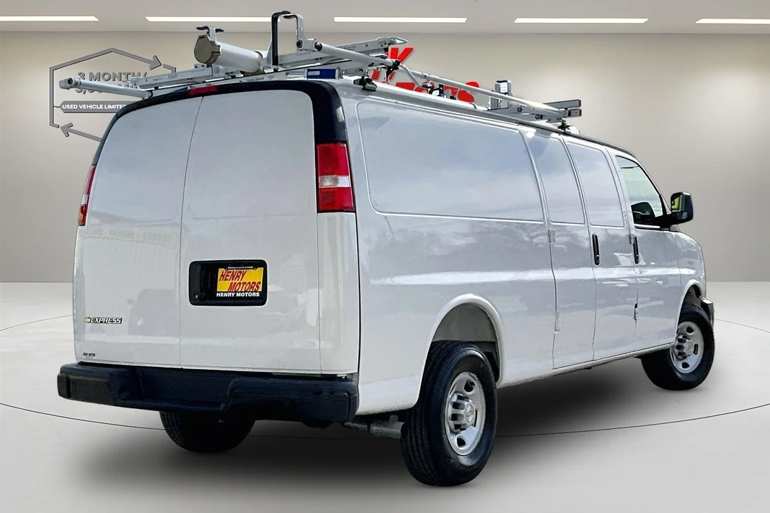 2025 Chevrolet Express - Image 6 of 21