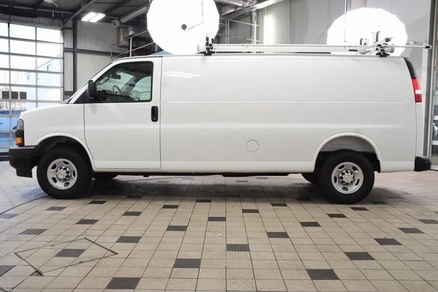 2025 Chevrolet Express - Image 3 of 12