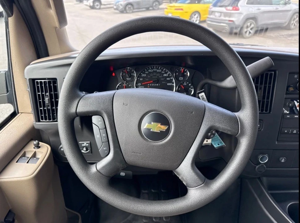 2025 Chevrolet Express - Image 12 of 12