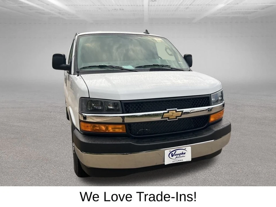 2025 Chevrolet Express - Image 2 of 12